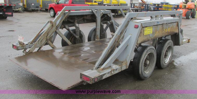 image for item A8788 2004 Escalate ET1200 Workforce tilt deck trailer