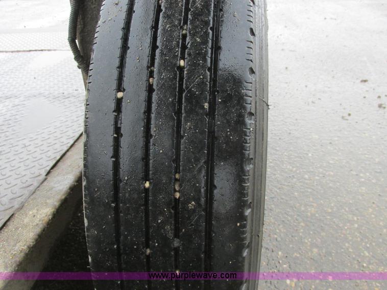 image for item A8788 2004 Escalate ET1200 Workforce tilt deck trailer