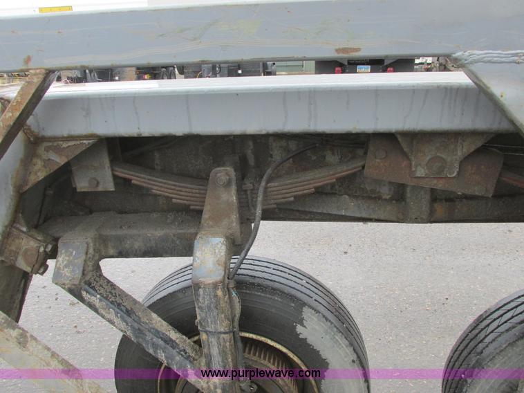 image for item A8788 2004 Escalate ET1200 Workforce tilt deck trailer