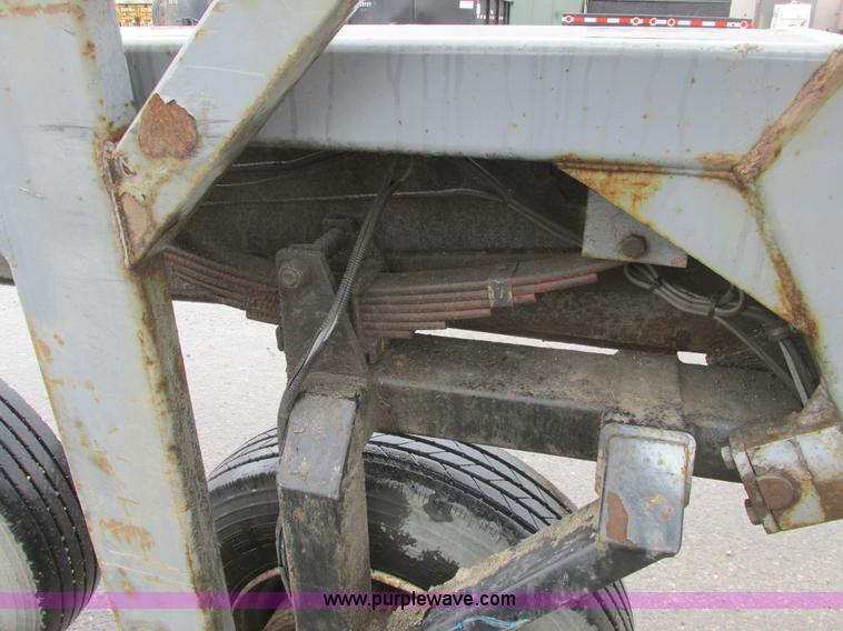 image for item A8788 2004 Escalate ET1200 Workforce tilt deck trailer