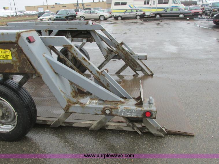 image for item A8788 2004 Escalate ET1200 Workforce tilt deck trailer