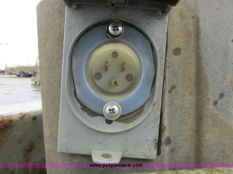 image for item A8788 2004 Escalate ET1200 Workforce tilt deck trailer