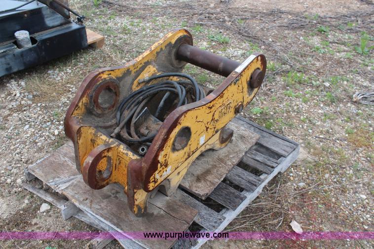 image for item BO9437 JRB excavator quick coupler