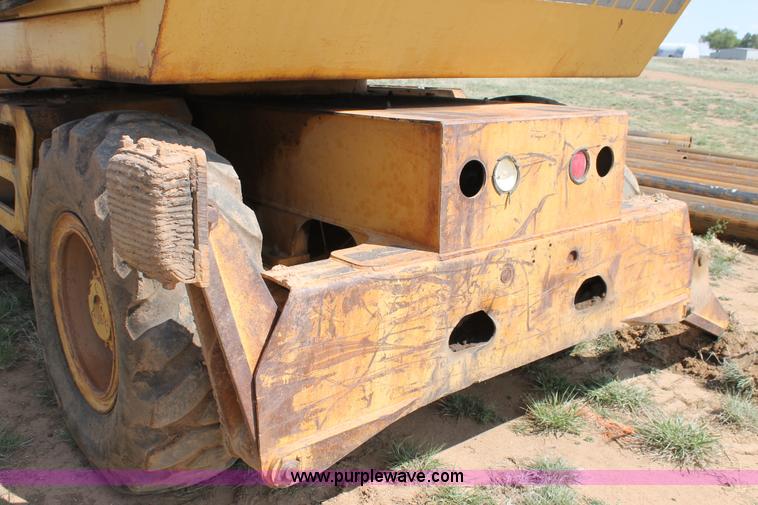 image for item H1522 Case 1085C excavator