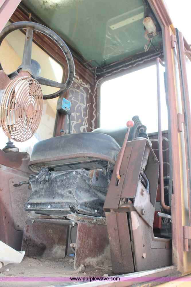 image for item H1522 Case 1085C excavator