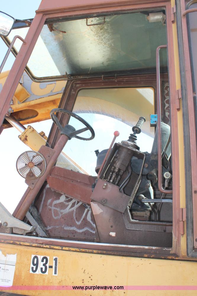 image for item H1522 Case 1085C excavator