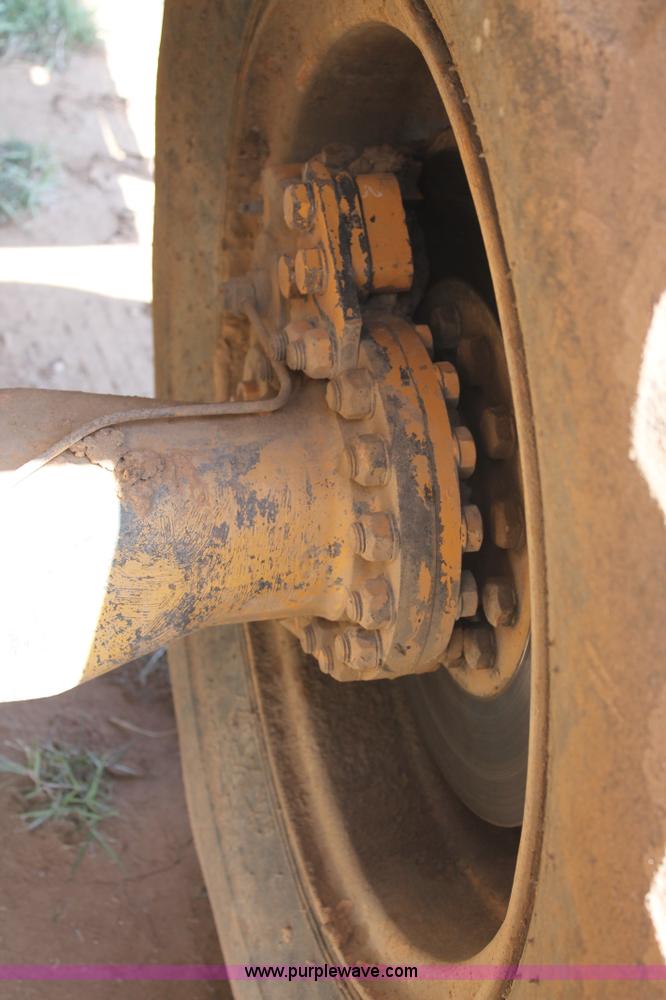 image for item H1522 Case 1085C excavator