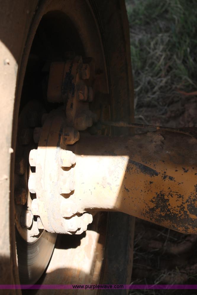 image for item H1522 Case 1085C excavator