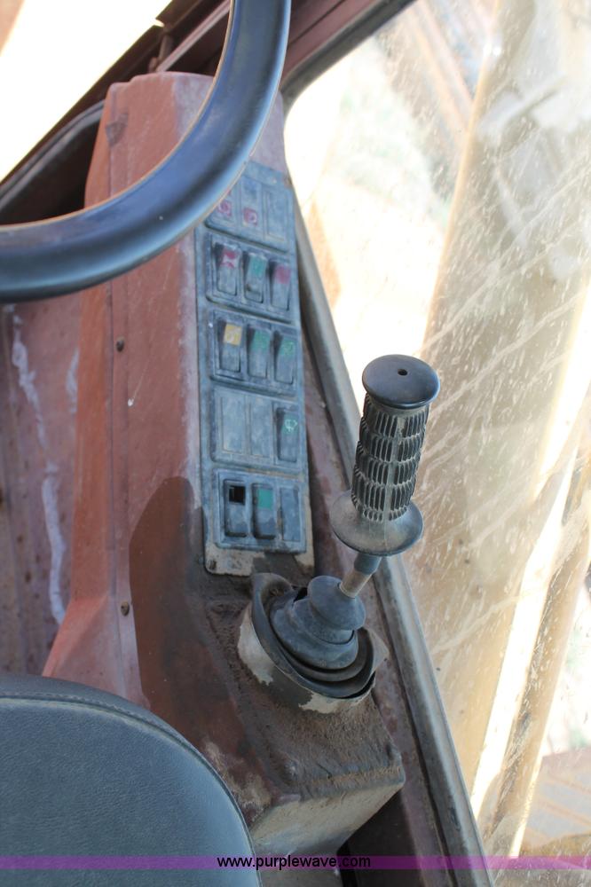 image for item H1522 Case 1085C excavator