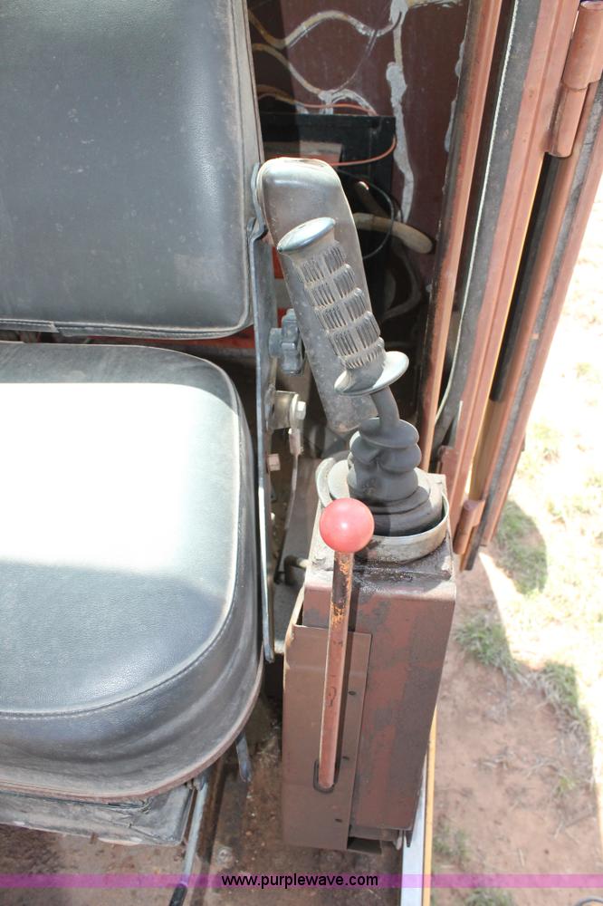 image for item H1522 Case 1085C excavator