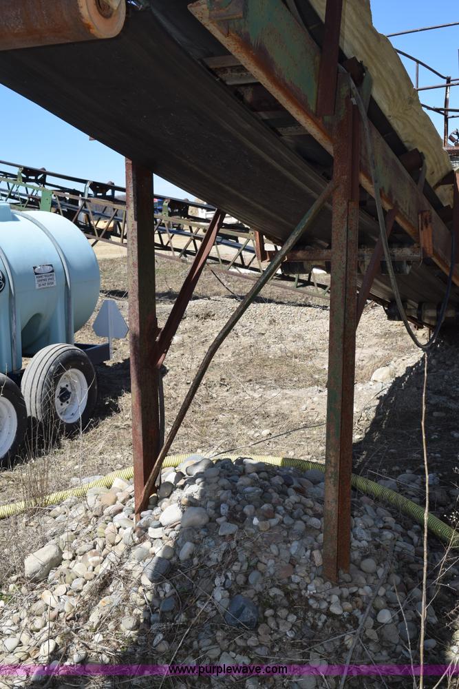 image for item H5181 Oversized stone stacking conveyor