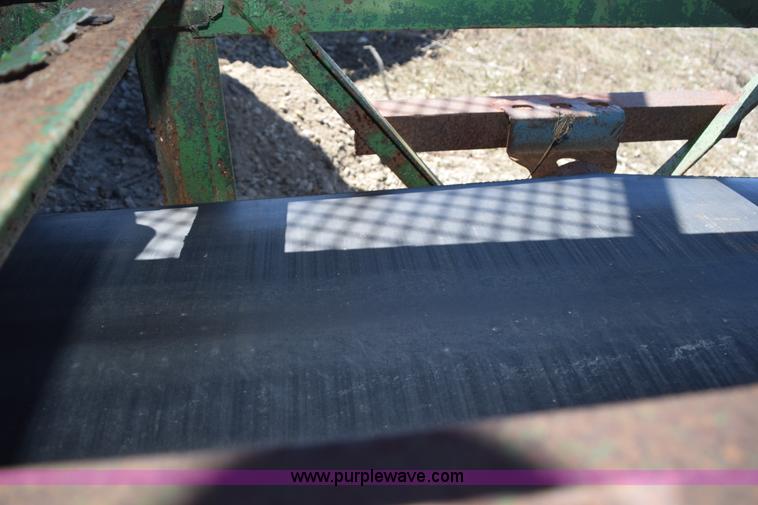 image for item H5185 Pea gravel stacking conveyor