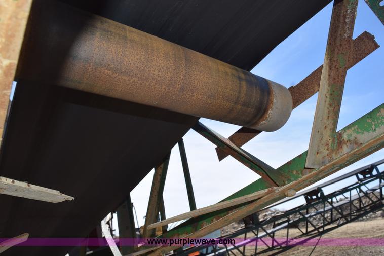 image for item H5185 Pea gravel stacking conveyor