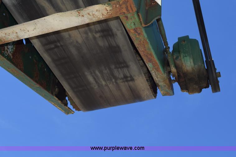 image for item H5185 Pea gravel stacking conveyor