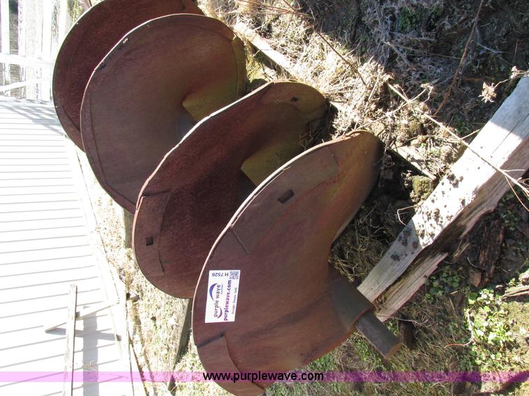 image for item H7526 (2) sections of auger