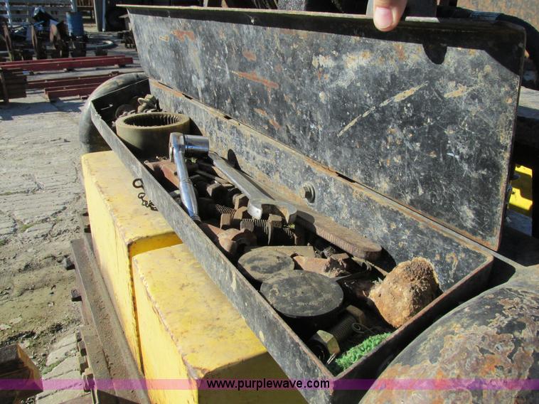 image for item H7531 Barbco 36/48-500 horizontal earth auger