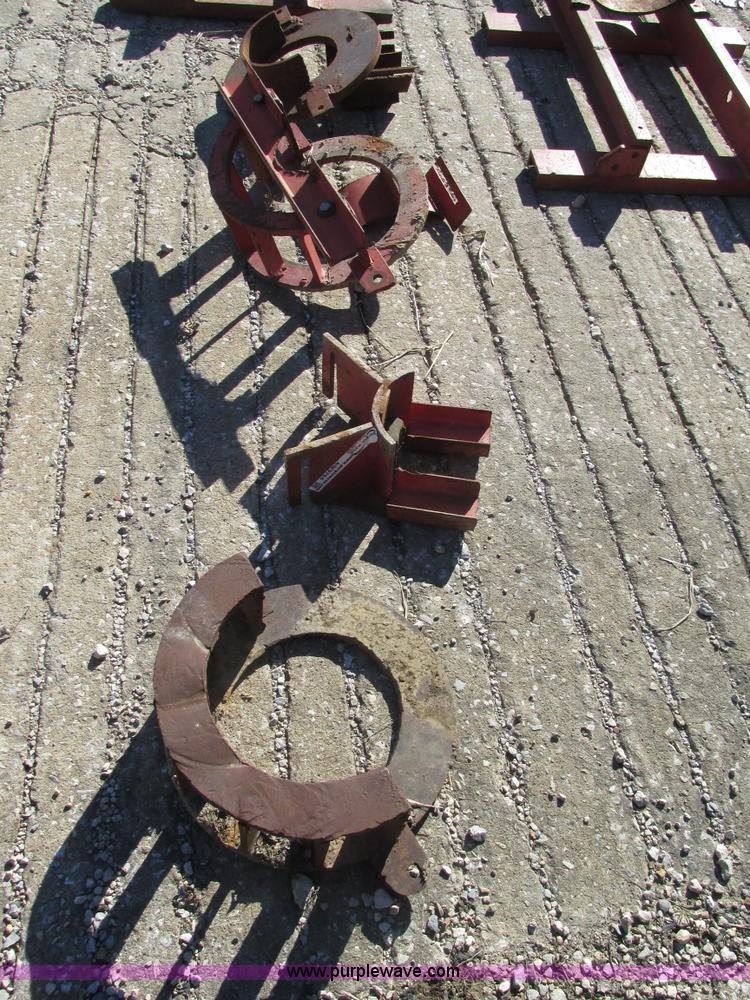 image for item H7534 Richmond horizontal earth auger