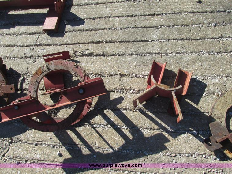 image for item H7534 Richmond horizontal earth auger