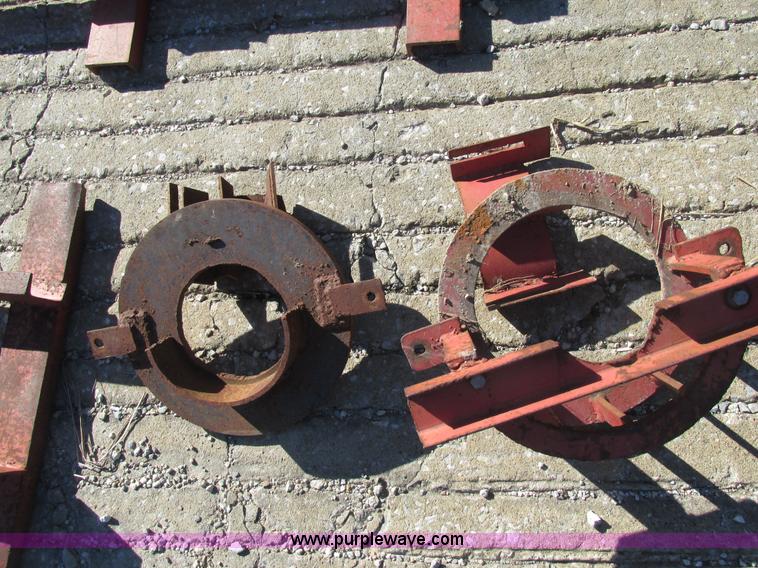 image for item H7534 Richmond horizontal earth auger