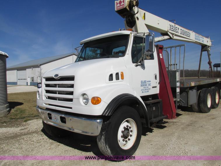 image for item H7553 2000 Sterling L7500 crane truck