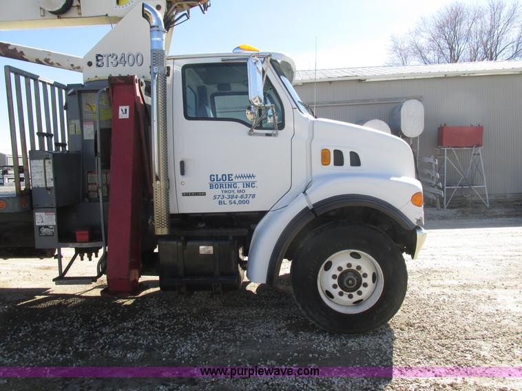 image for item H7553 2000 Sterling L7500 crane truck