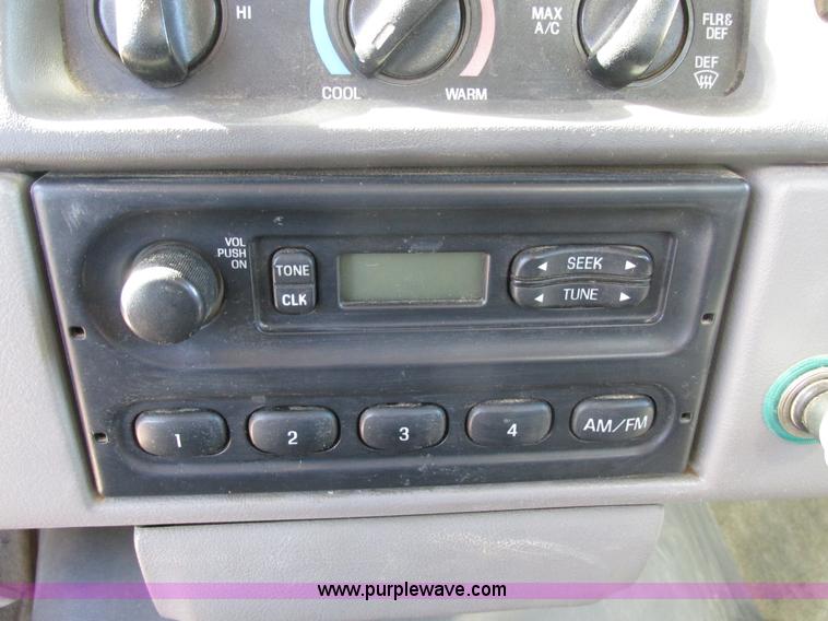 image for item H7553 2000 Sterling L7500 crane truck