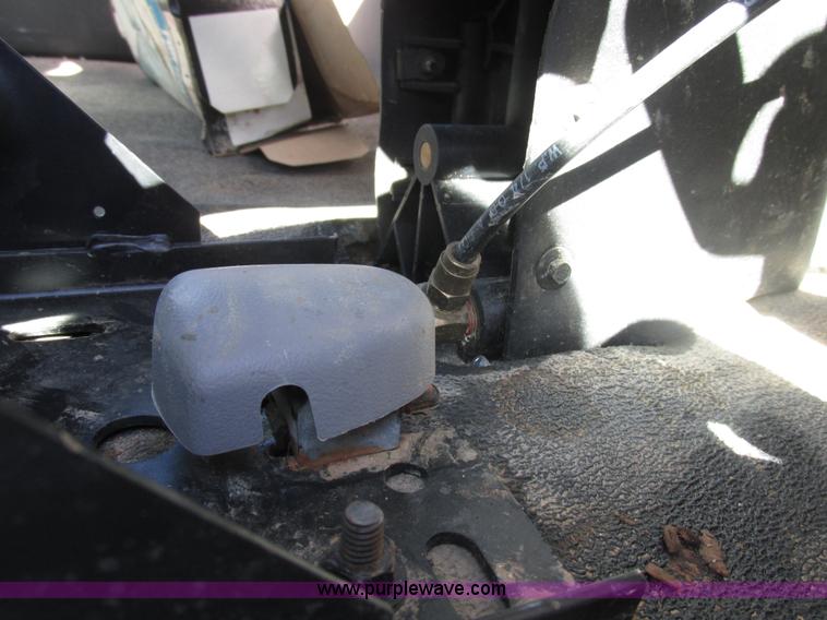 image for item H7553 2000 Sterling L7500 crane truck