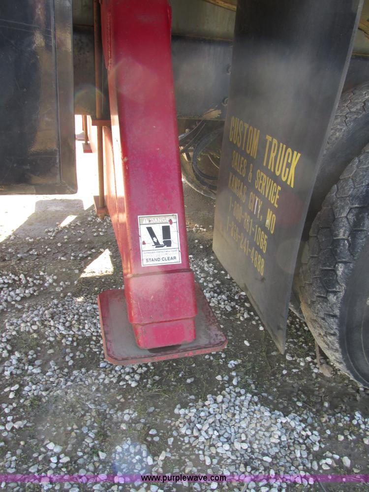 image for item H7553 2000 Sterling L7500 crane truck