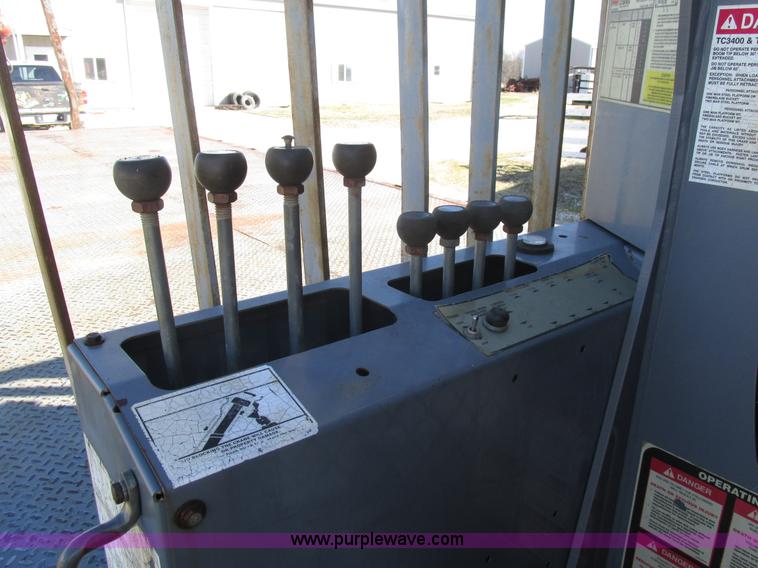 image for item H7553 2000 Sterling L7500 crane truck