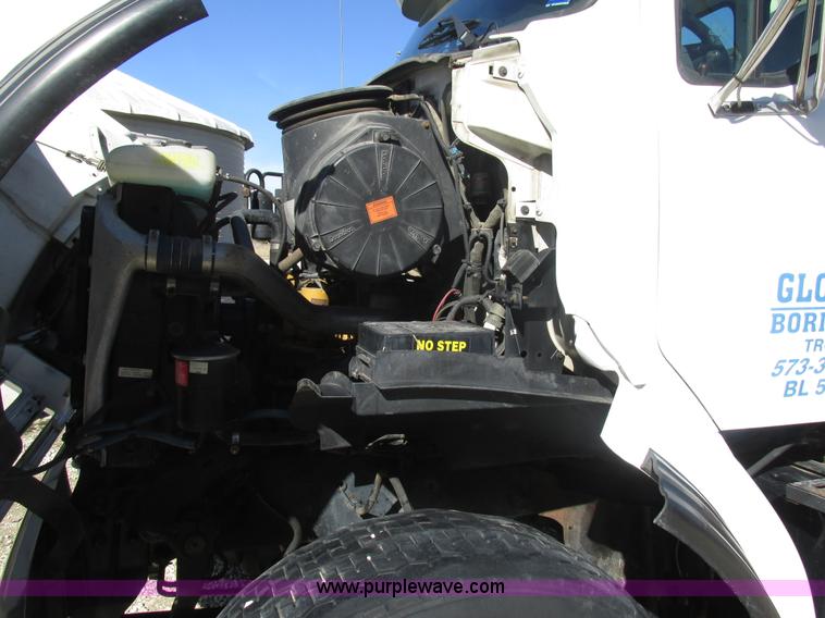 image for item H7553 2000 Sterling L7500 crane truck