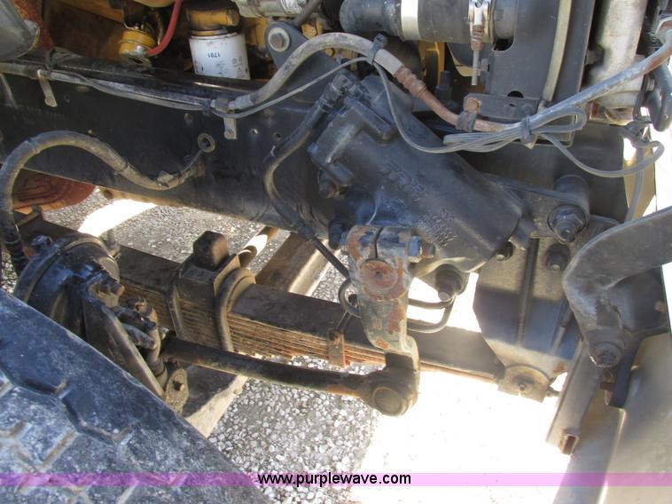 image for item H7553 2000 Sterling L7500 crane truck