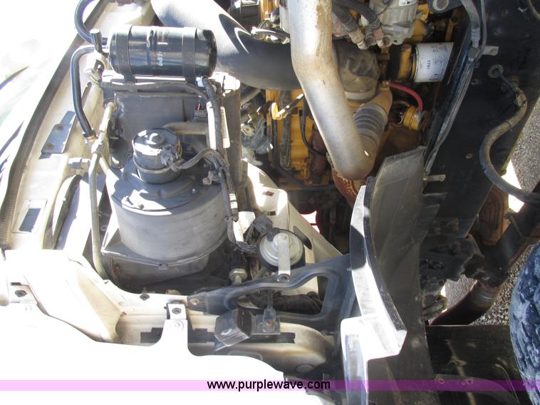 image for item H7553 2000 Sterling L7500 crane truck