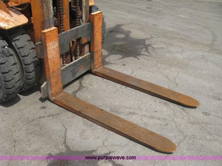 image for item H8664 Yale G51P-U rough terrain forklift