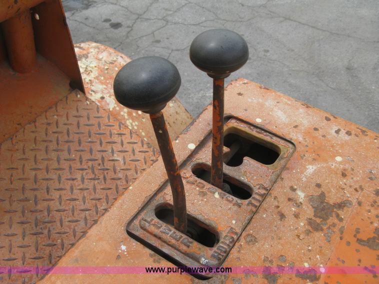 image for item H8664 Yale G51P-U rough terrain forklift