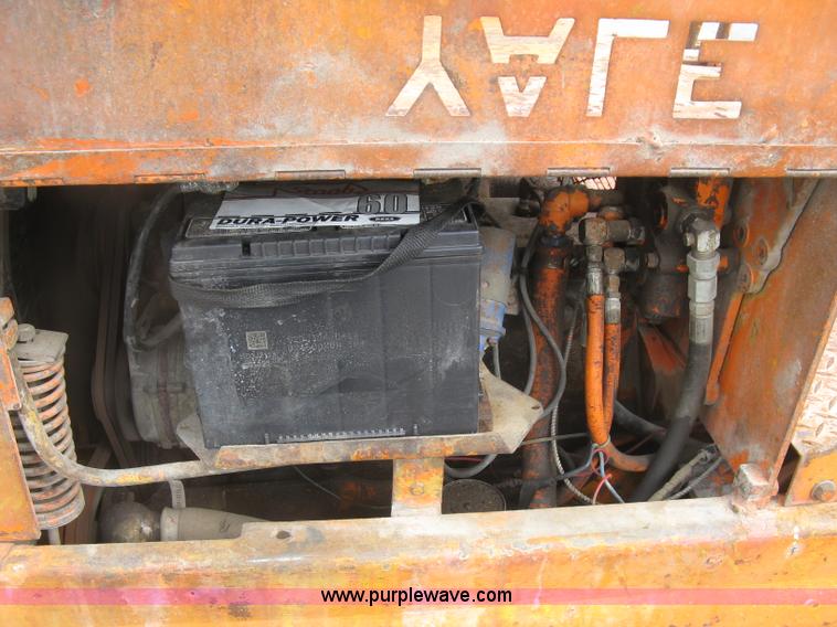 image for item H8664 Yale G51P-U rough terrain forklift