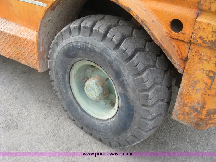 image for item H8664 Yale G51P-U rough terrain forklift