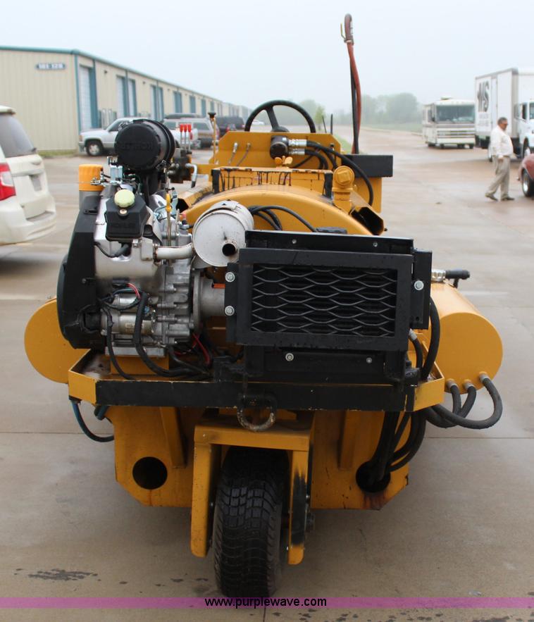 image for item I1732 2013 American Sealcoat SC440 asphalt sealer