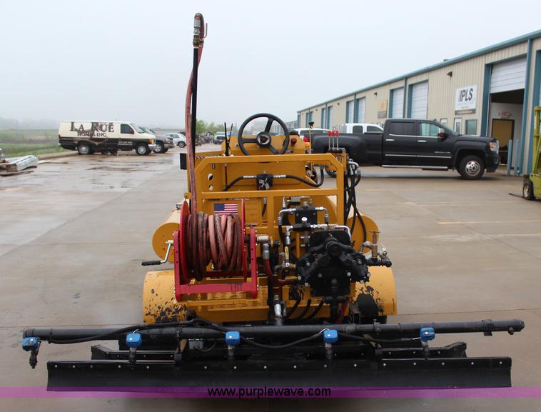 image for item I1732 2013 American Sealcoat SC440 asphalt sealer