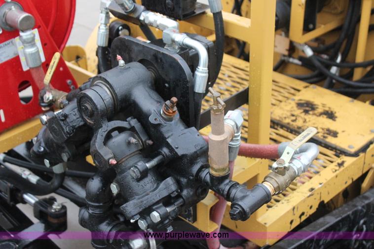 image for item I1732 2013 American Sealcoat SC440 asphalt sealer