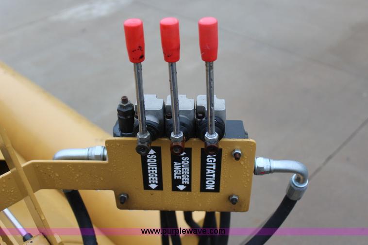 image for item I1732 2013 American Sealcoat SC440 asphalt sealer