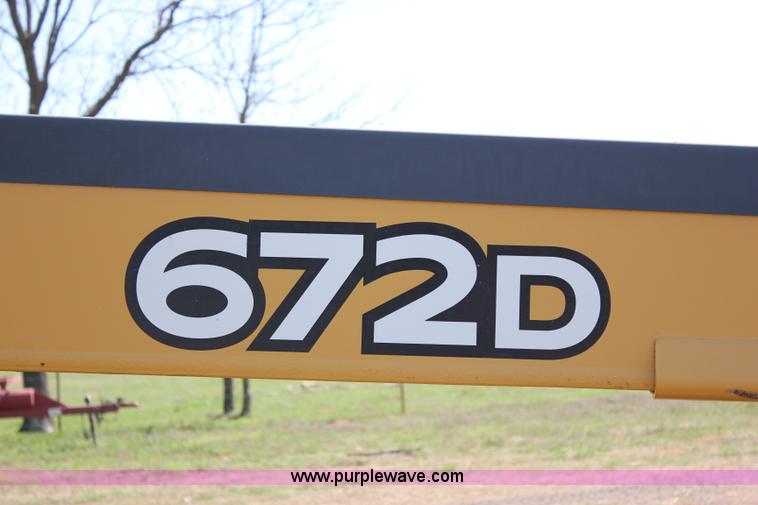 image for item I1748 2006 John Deere 672D articulated motor grader
