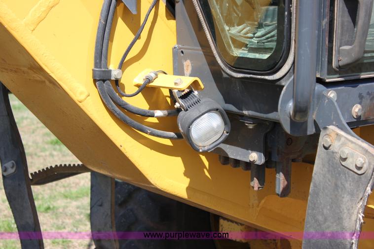 image for item I1748 2006 John Deere 672D articulated motor grader