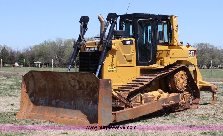 image for item I1749 2011 Caterpillar D6T XL dozer