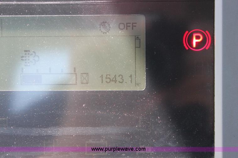 image for item I1749 2011 Caterpillar D6T XL dozer