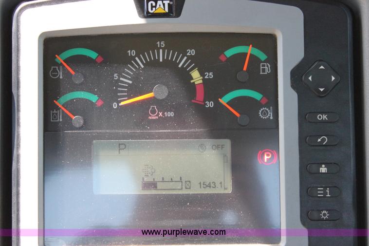 image for item I1749 2011 Caterpillar D6T XL dozer