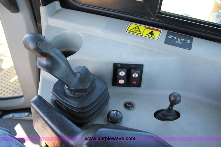 image for item I1749 2011 Caterpillar D6T XL dozer