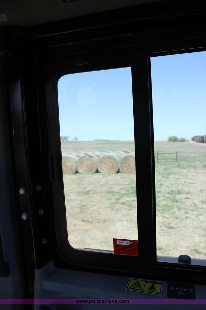 image for item I1749 2011 Caterpillar D6T XL dozer