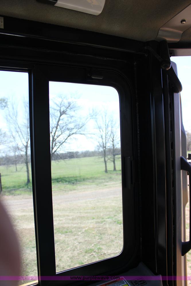 image for item I1749 2011 Caterpillar D6T XL dozer