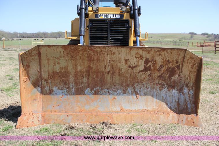 image for item I1749 2011 Caterpillar D6T XL dozer