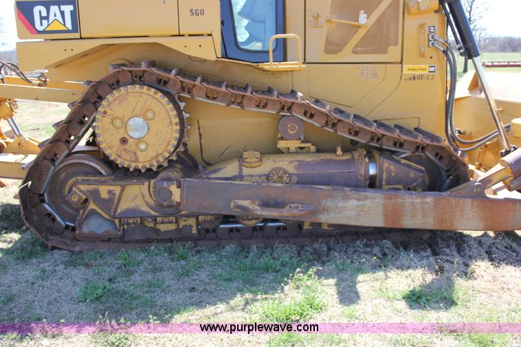 image for item I1749 2011 Caterpillar D6T XL dozer